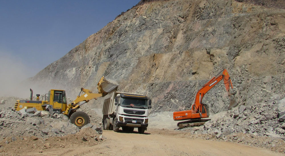 Al Mardoof earthworks machinery in Madinah