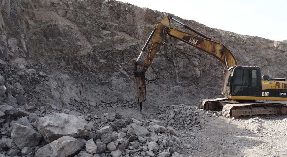 Al Mardoof earthworks machinery in Madinah