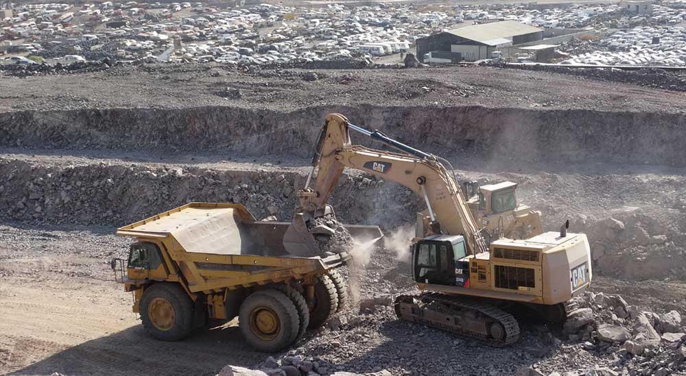 Al Mardoof earthworks machinery in Madinah
